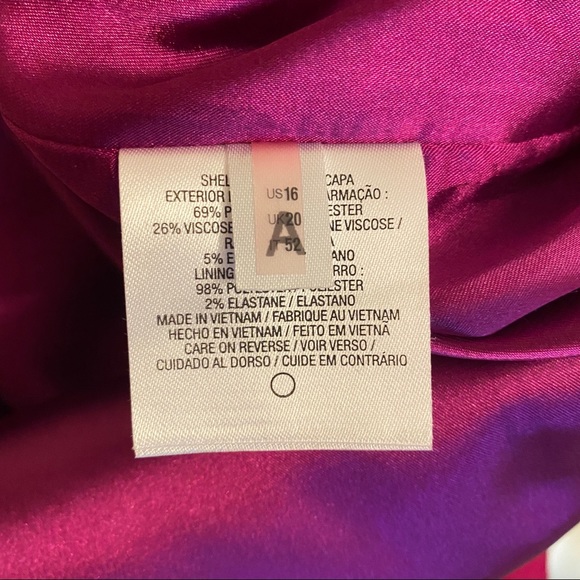 TAHARI - Picture 3 of 9